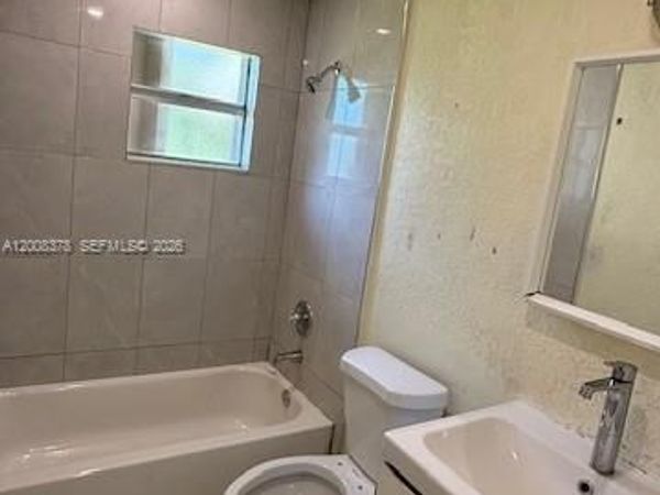 2508 Superior St, Unit ., Opa-Locka, FL 33054