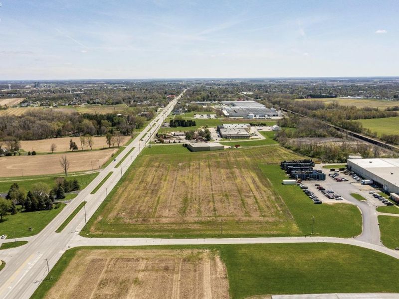 1085 W Main Street, Bellevue, OH 44811 Photo 4