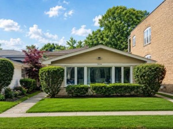 7926 Tripp Avenue, Skokie, IL 60076