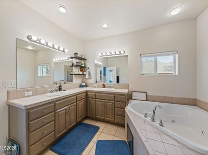 930 Demos Court, Reno, NV 89512 Photo