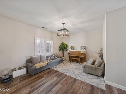 930 Demos Court, Reno, NV 89512 Photo