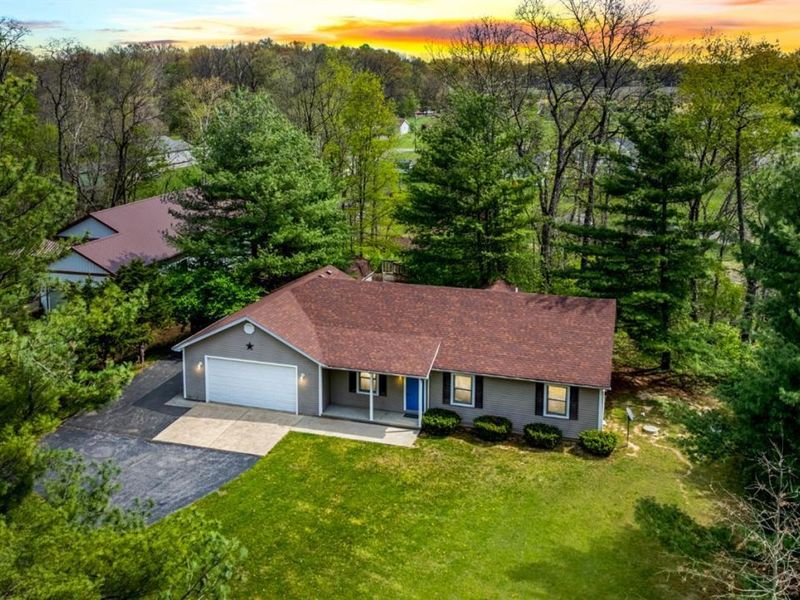 862 Waynoka Drive, Jackson Twp, OH 45171 Photo 1