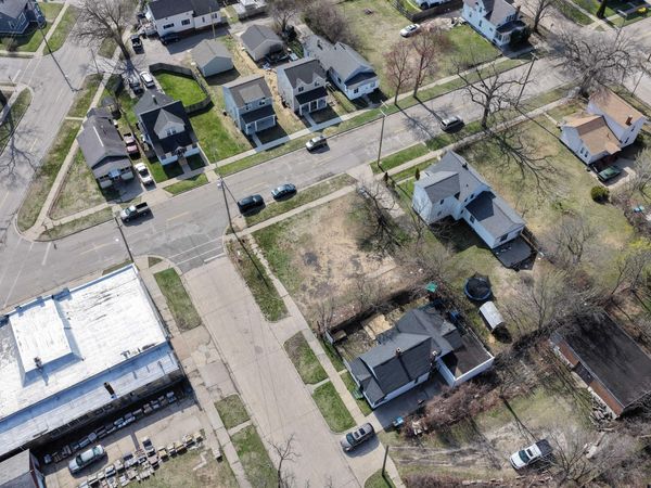 1374 Pine Street, Muskegon, MI 49442