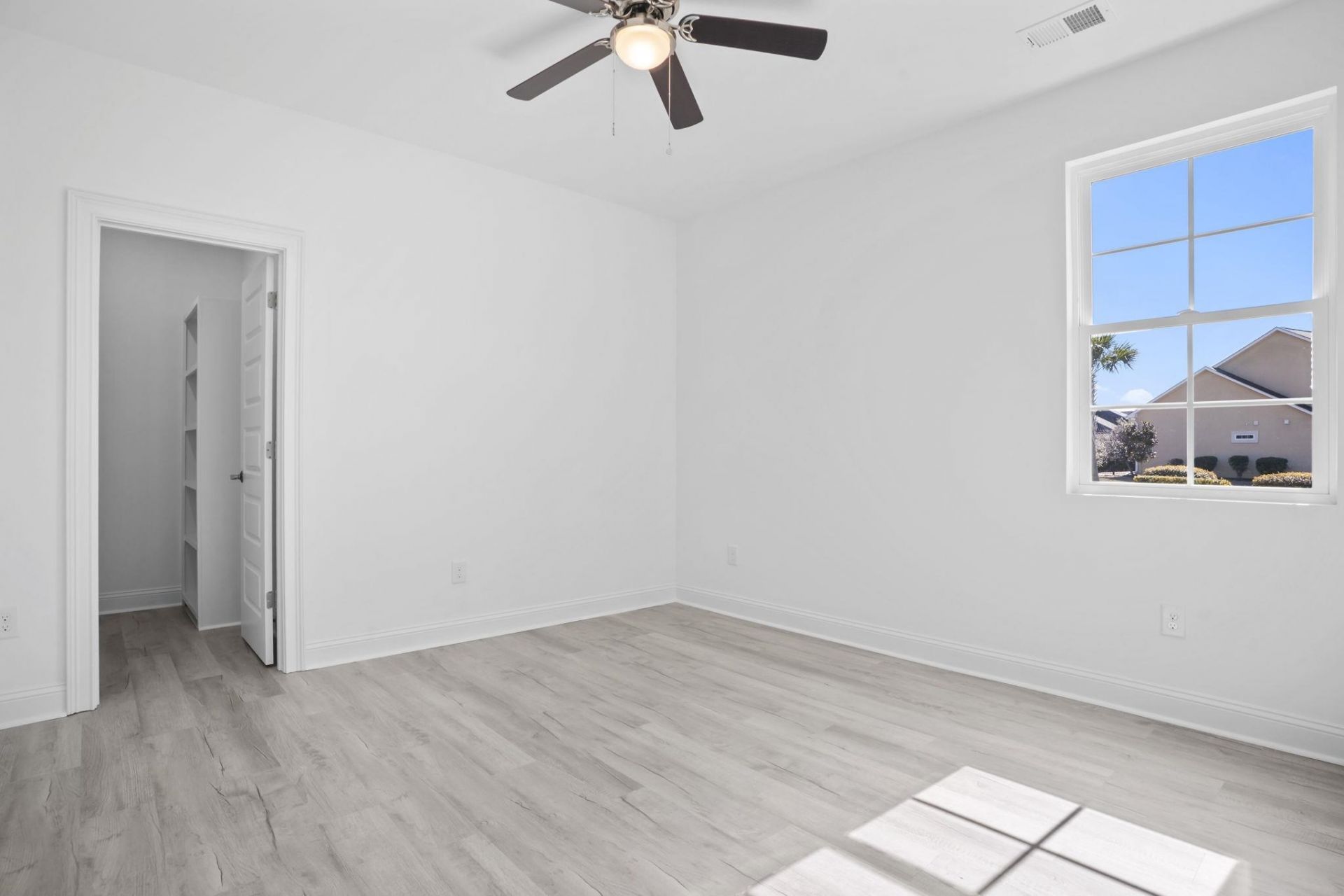 600 Barona Dr.  Photo 15