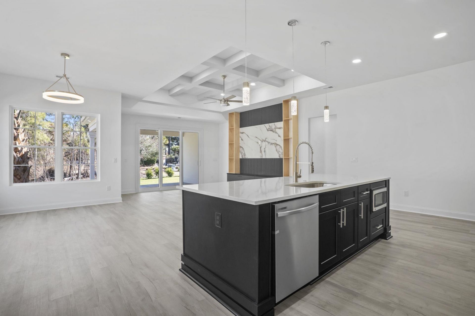 600 Barona Dr.  Photo 8