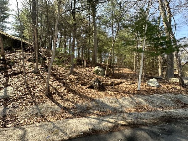 14 Cliff Rd, Saugus, MA 01906