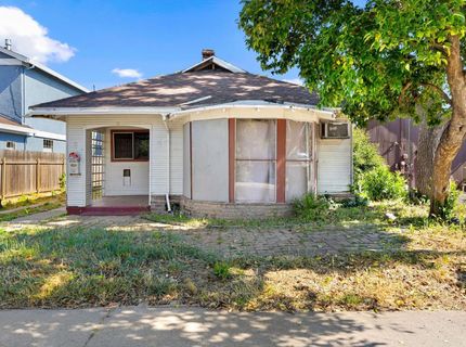 2133 Perkins Way, Sacramento, CA 95818 Photo