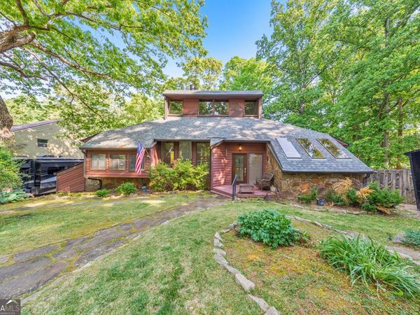 2839 Meadow Drive, Marietta, GA 30062