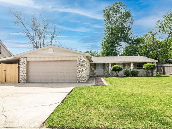 1817 MADEWOOD Road , LaPlace, LA 70068