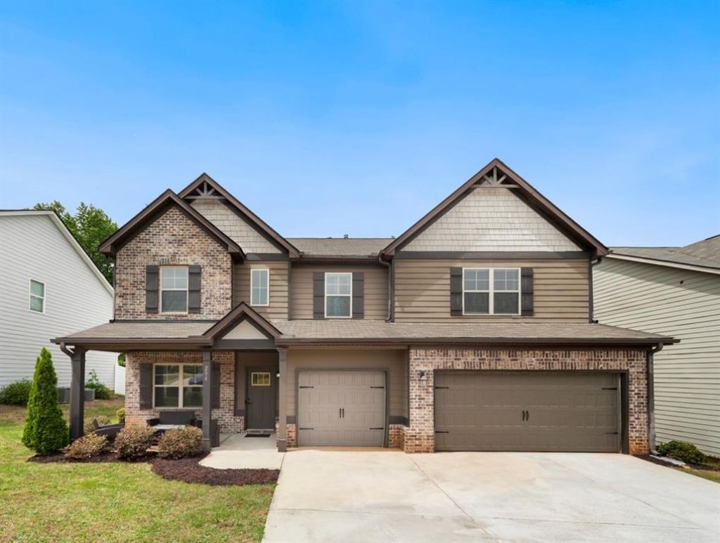 204 Villa Grande Drive, Locust Grove, GA 30248 Main Photo