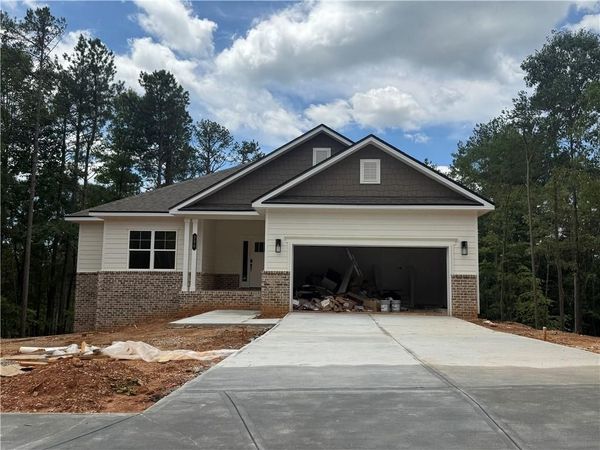 200 Blackberry Court, Pendergrass, GA 30567