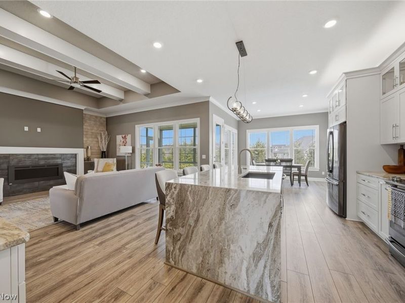 8872 Scotsbury Glen Street NW, Massillon, OH 44646 Photo 13