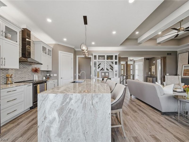 8872 Scotsbury Glen Street NW, Massillon, OH 44646 Photo 9