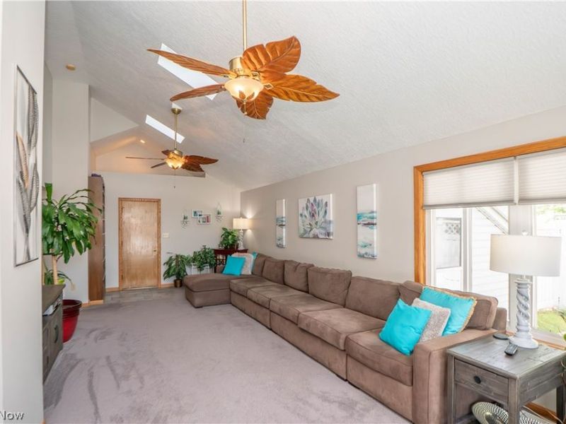 2139 Daniels Avenue, Akron, OH 44312 Photo 18