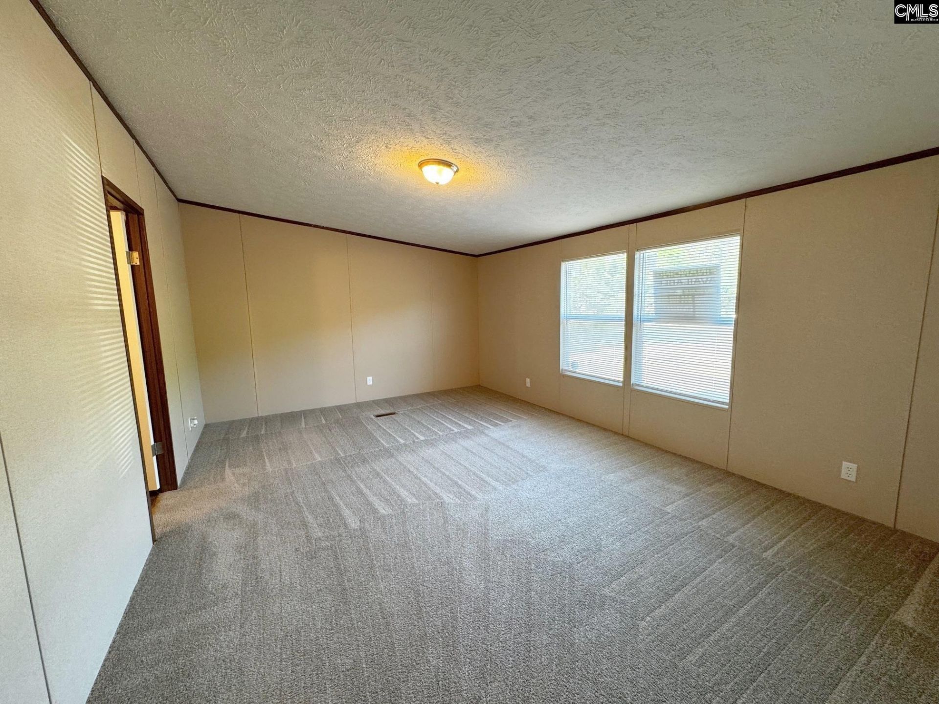 247 S Dixie Road Photo 19
