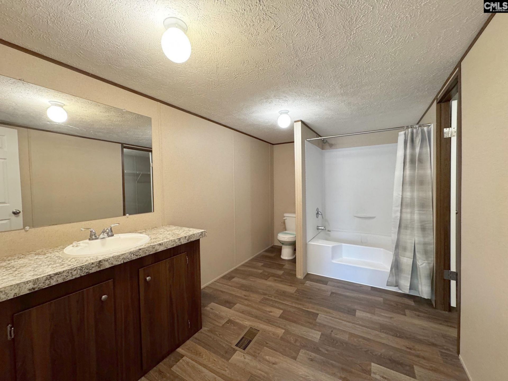 247 S Dixie Road Photo 24