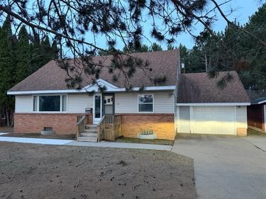 17 Ash Boulevard, Babbitt, MN 55706