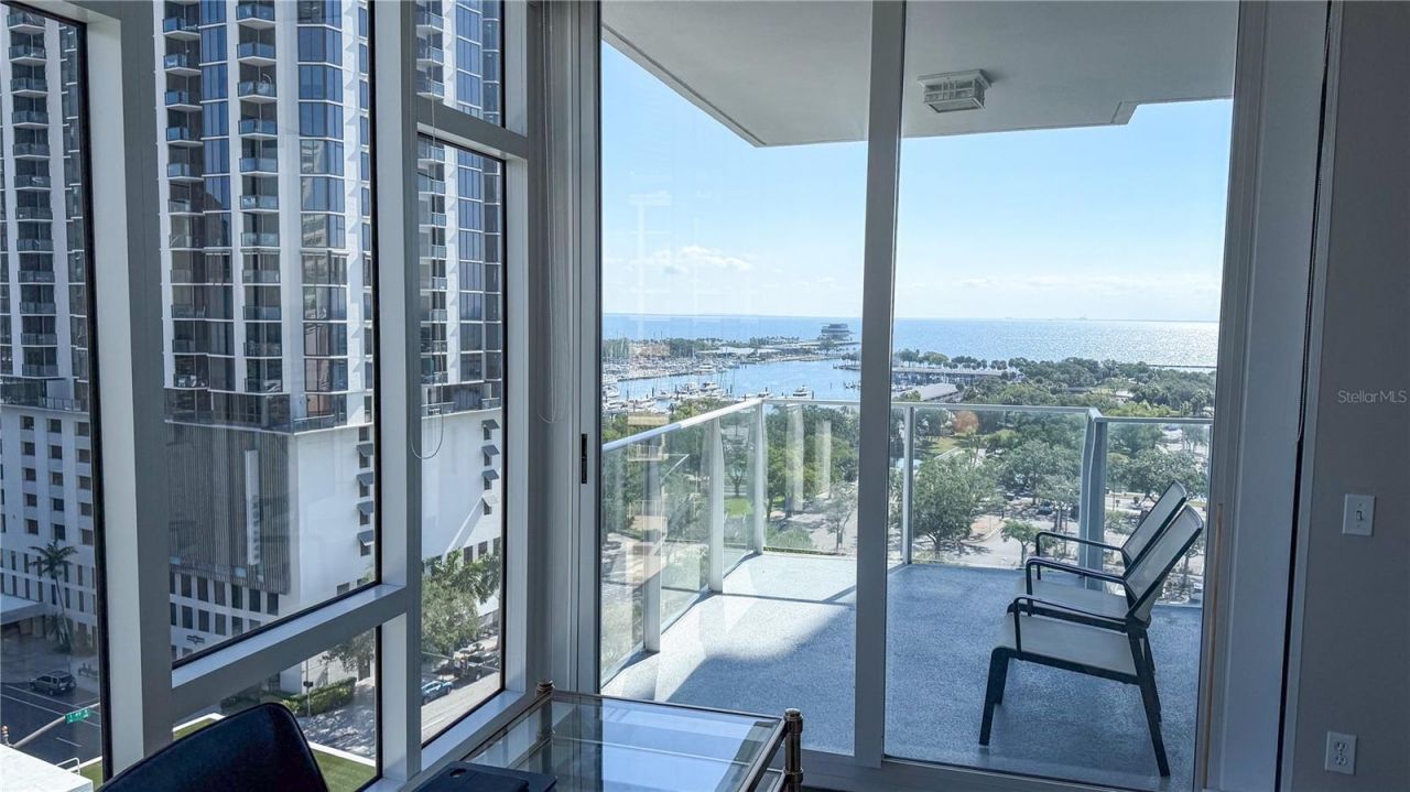 175 1st Street S, Unit 1108, Saint Petersburg, FL 33701 Photo