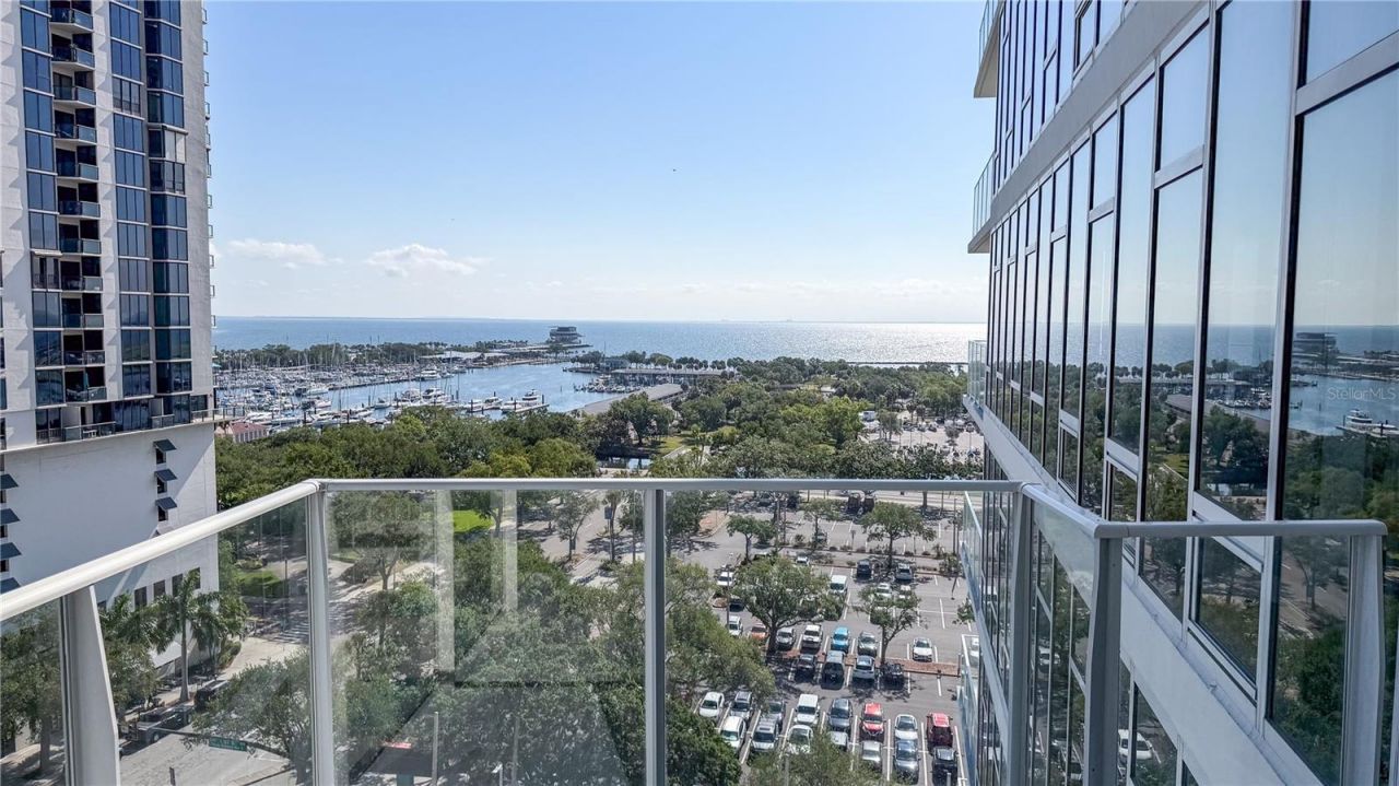 175 1st Street S, Unit 1108, Saint Petersburg, FL 33701 Photo