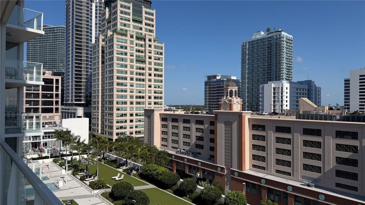 175 1st Street S, Unit 1108, Saint Petersburg, FL 33701 Photo
