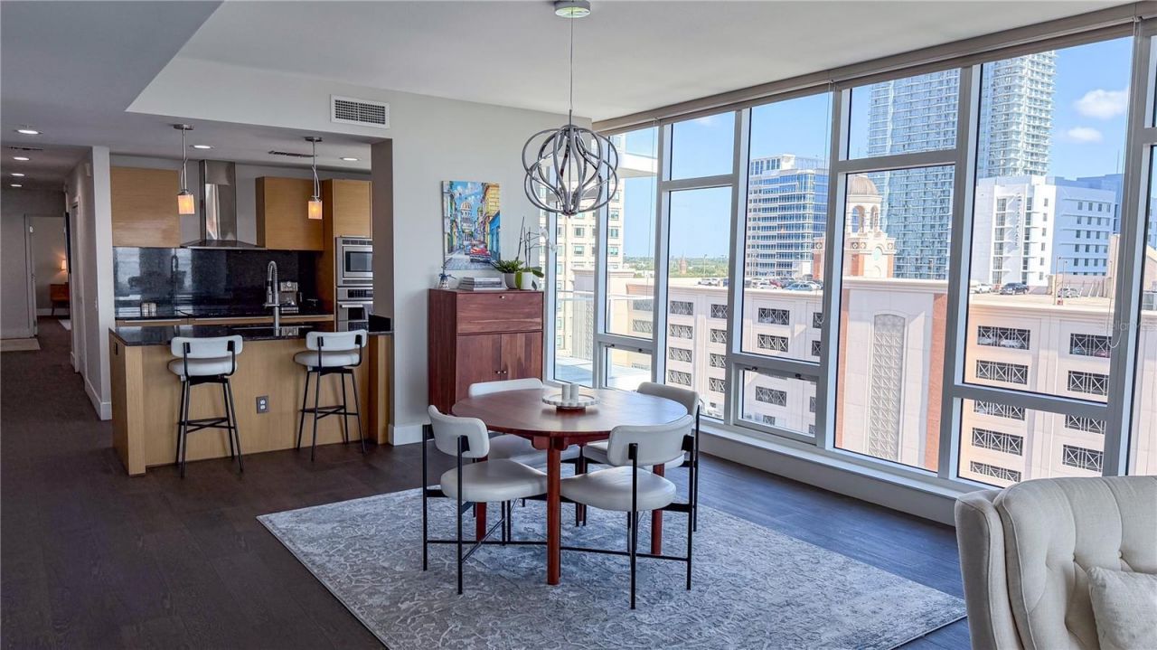 175 1st Street S, Unit 1108, Saint Petersburg, FL 33701 Photo