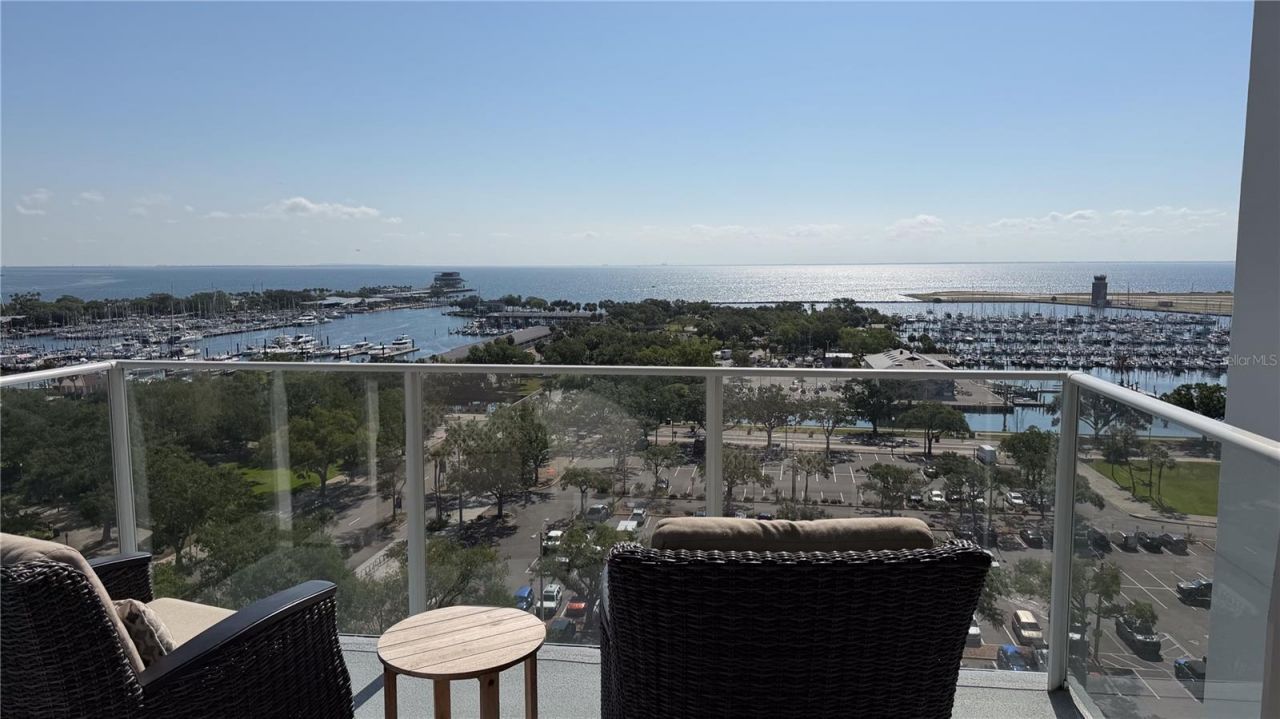 175 1st Street S, Unit 1108, Saint Petersburg, FL 33701 Photo