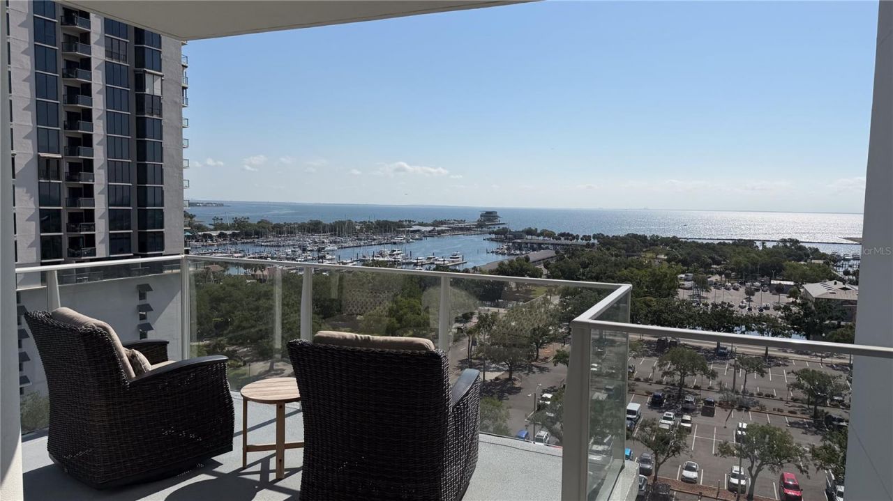 175 1st Street S, Unit 1108, Saint Petersburg, FL 33701 Photo