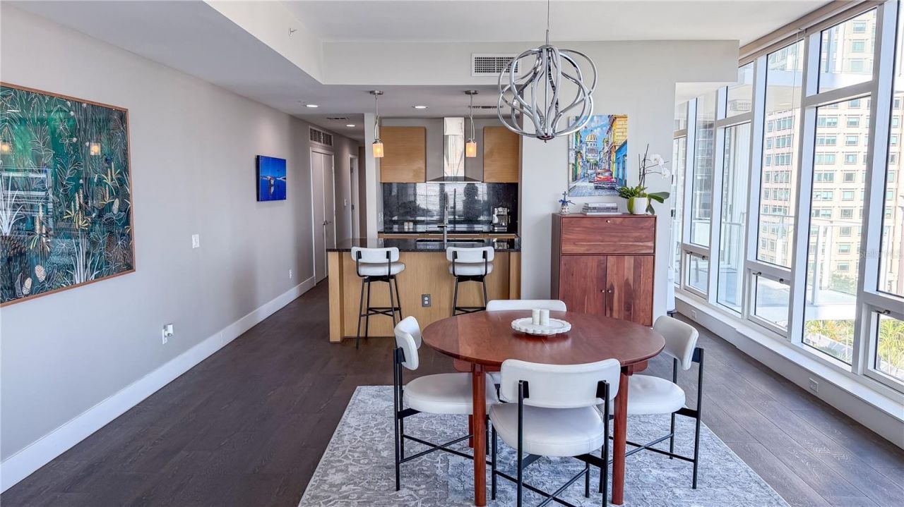 175 1st Street S, Unit 1108, Saint Petersburg, FL 33701 Photo