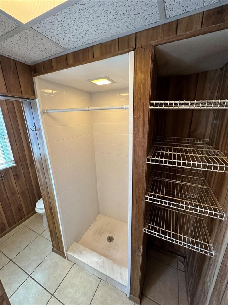 2002 20th Street W, Unit B, Bradenton, FL 34205 Photo