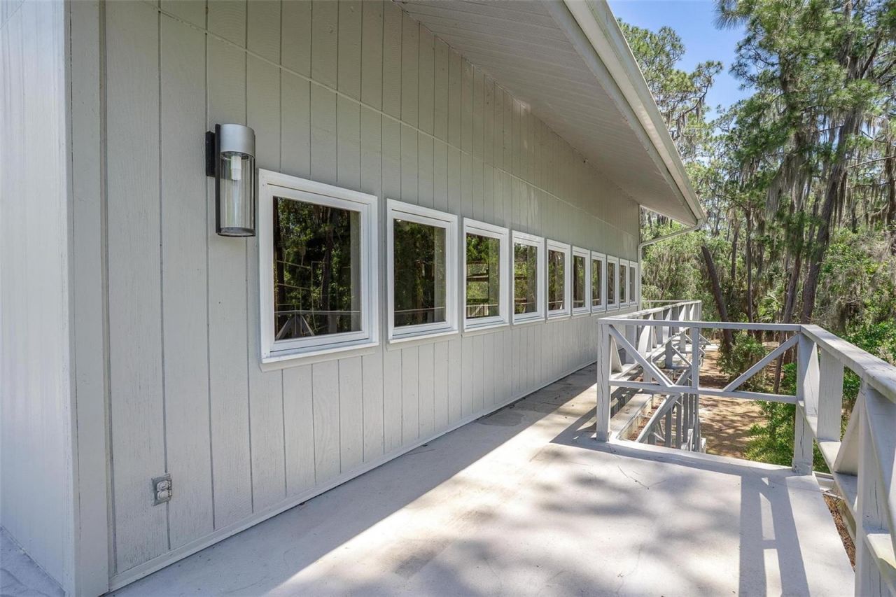 7373 Circle Drive, Lady Lake, FL 32159 Photo