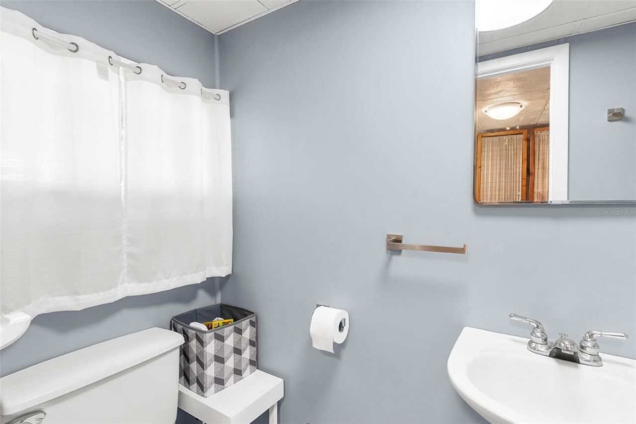 7373 Circle Drive, Lady Lake, FL 32159 Photo