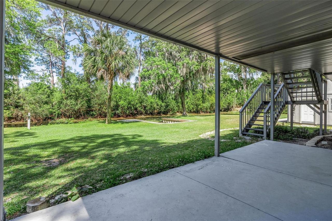 7373 Circle Drive, Lady Lake, FL 32159 Photo