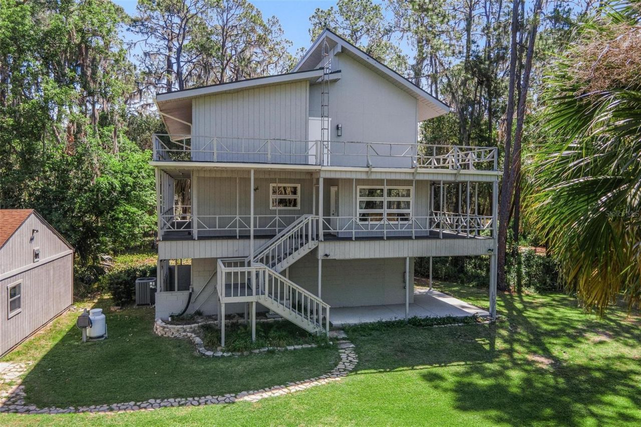 7373 Circle Drive, Lady Lake, FL 32159 Photo