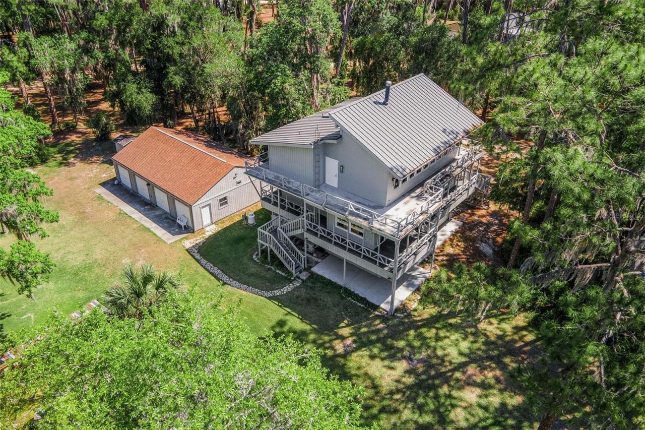7373 Circle Drive, Lady Lake, FL 32159 Photo