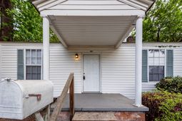 2617 Wye Lane photo 4