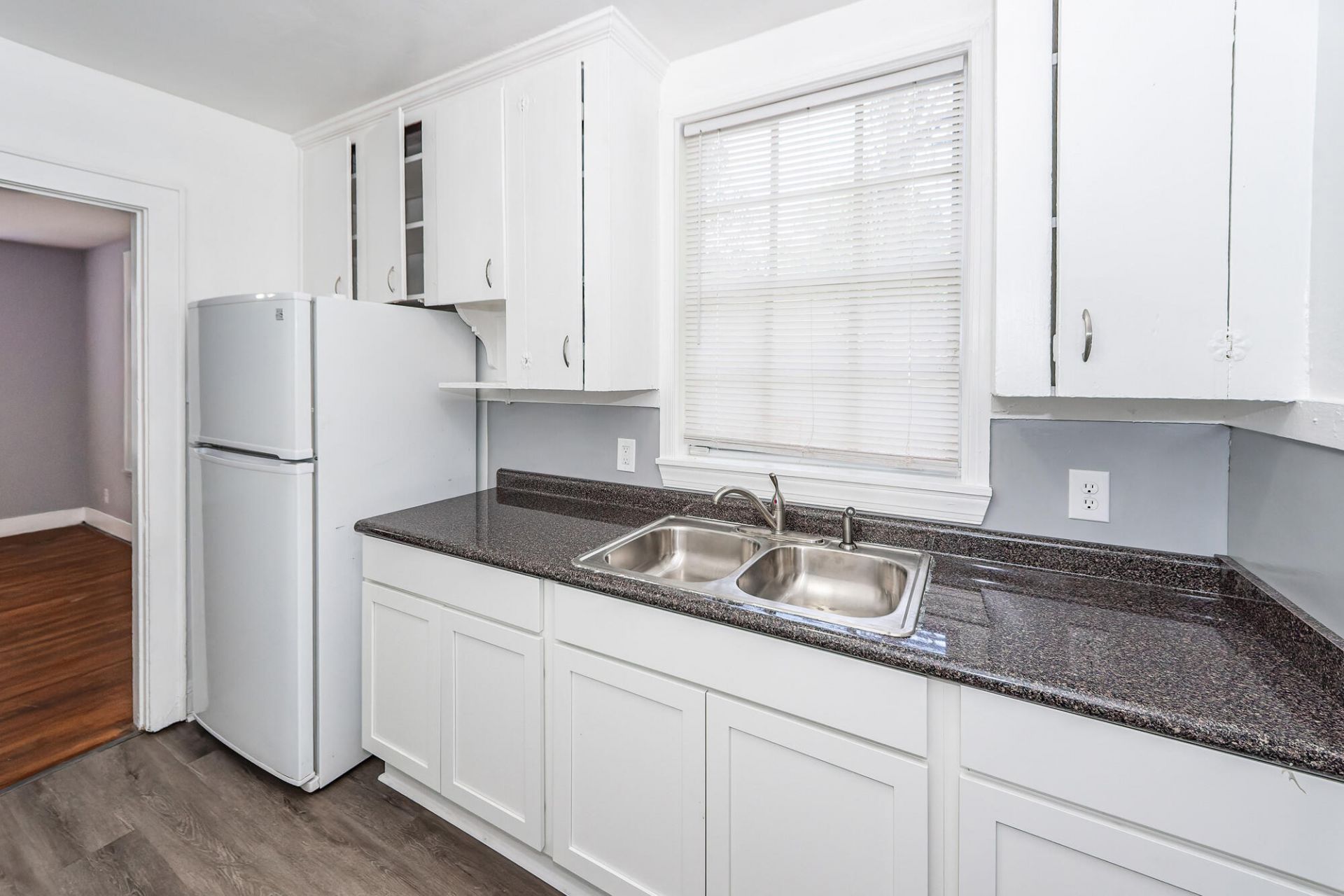 2617 Wye Lane Photo 9