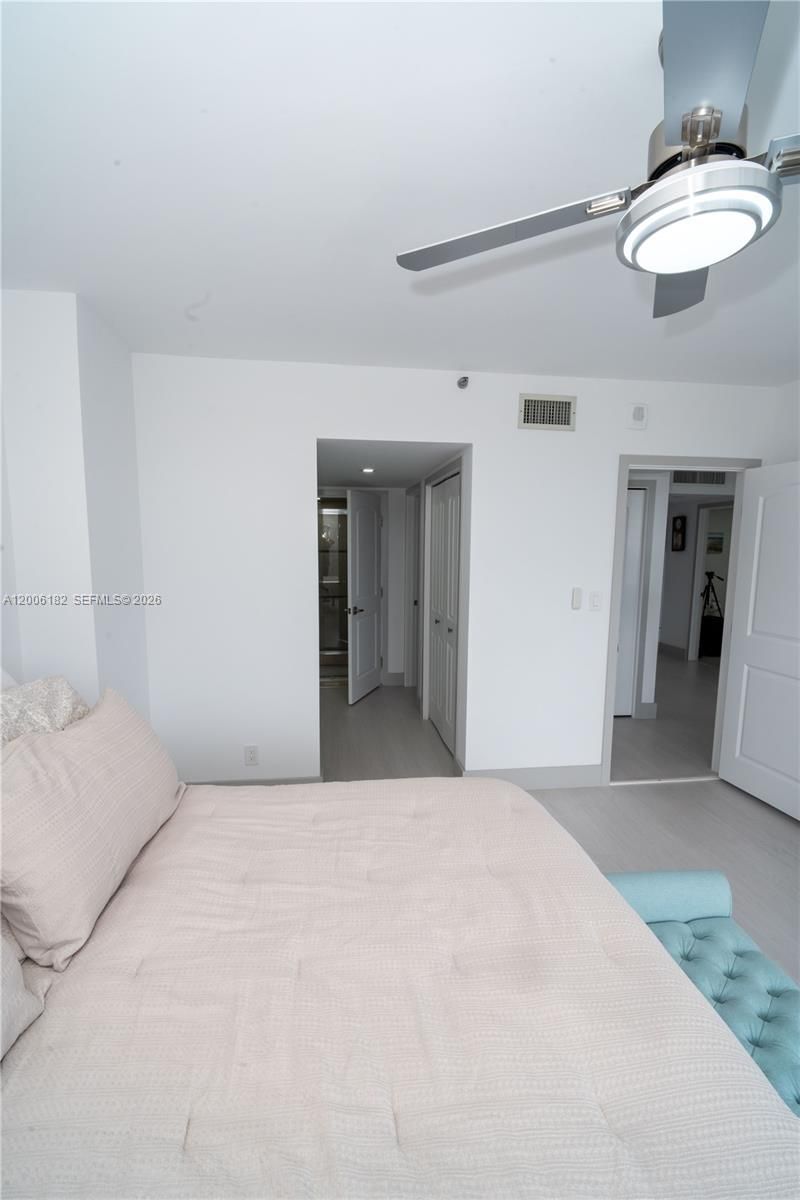 19707 Turnberry Way , Unit 18C, Aventura, FL 33180 Photo