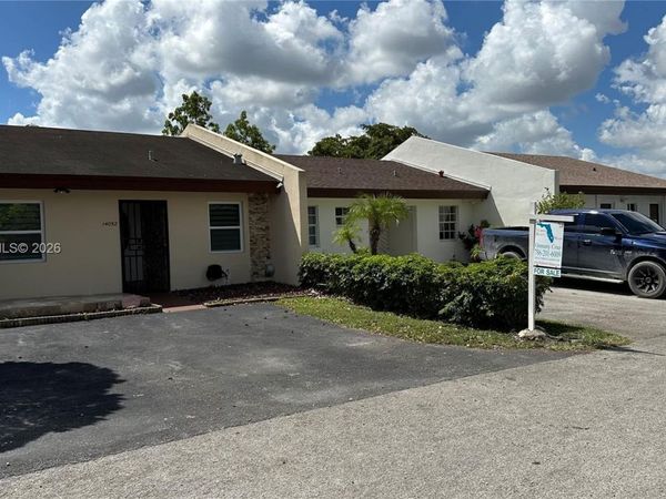 14052 SW 52nd Ter , Miami, FL 33175
