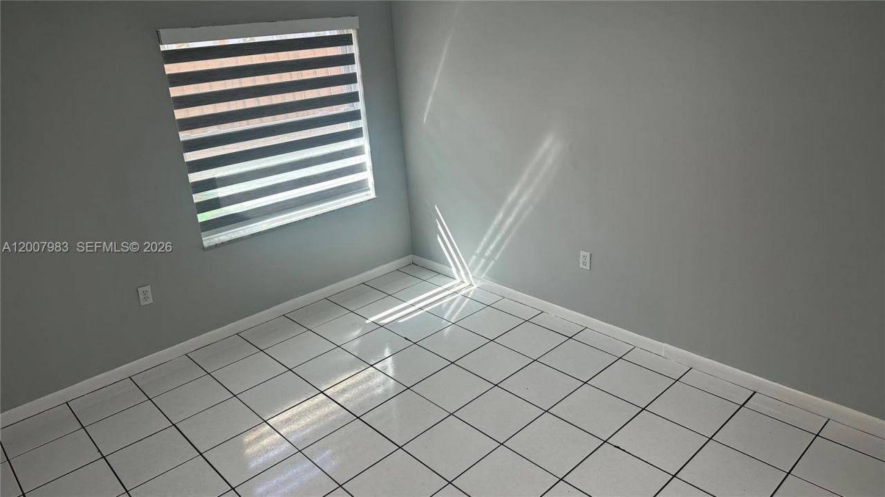 14052 SW 52nd Ter , Miami, FL 33175 Photo