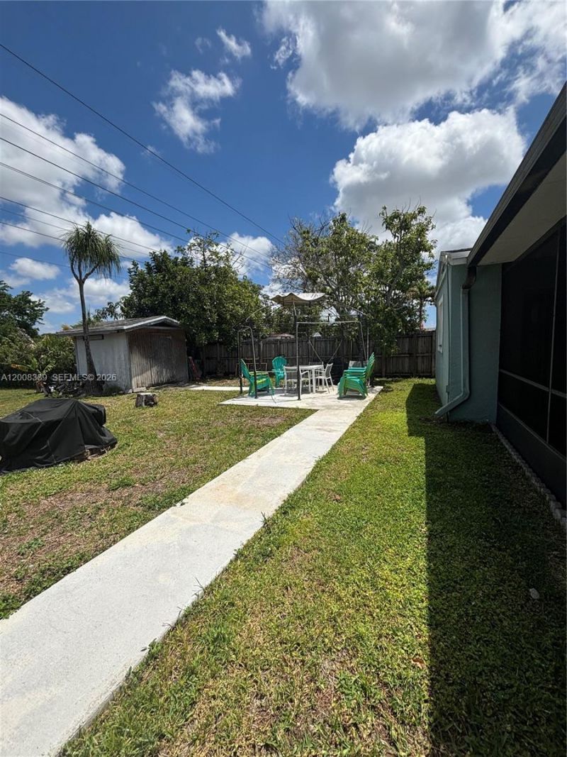 7471 SW 1st St, Margate, FL 33068 Photo