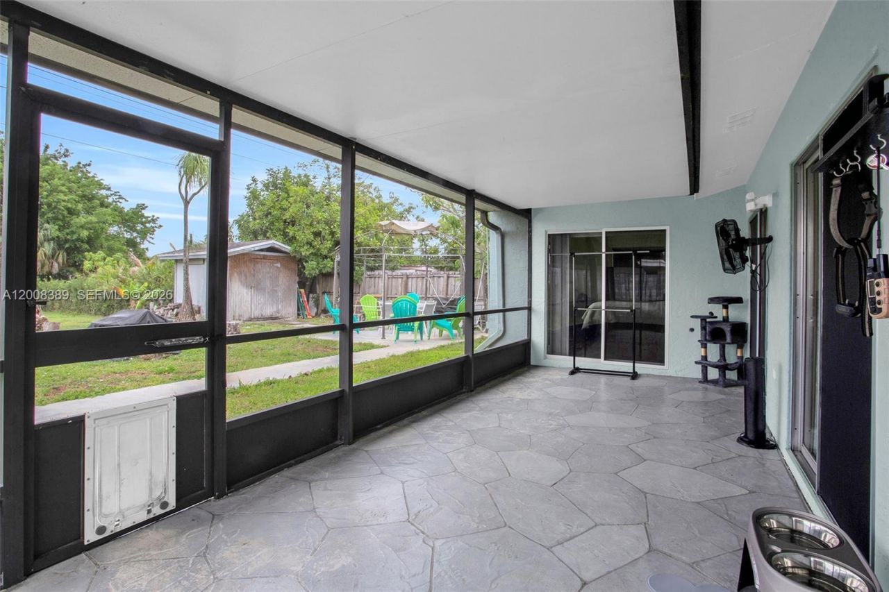 7471 SW 1st St, Margate, FL 33068 Photo