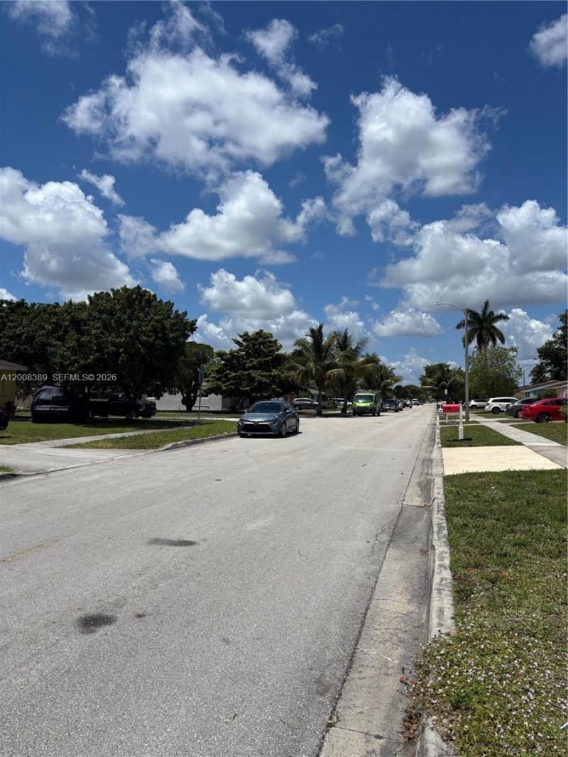 7471 SW 1st St, Margate, FL 33068 Photo