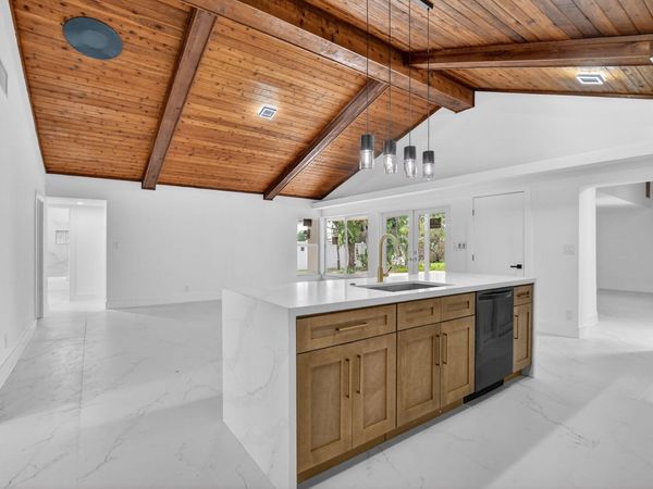 4701 NW 1st Place, Deerfield Beach, FL 33442