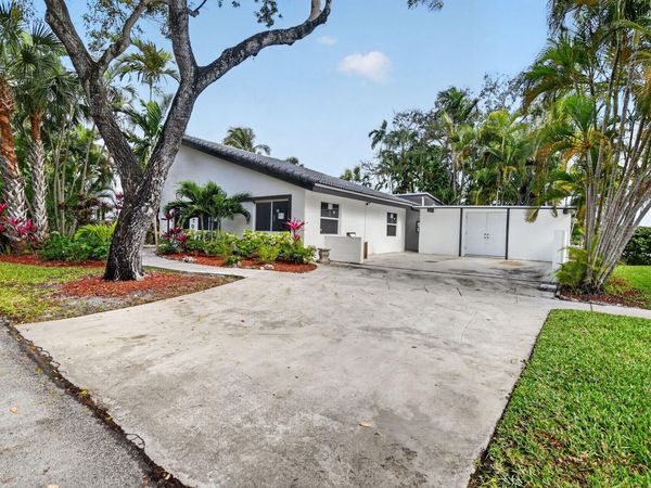 4701 NW 1st Place, Deerfield Beach, FL 33442