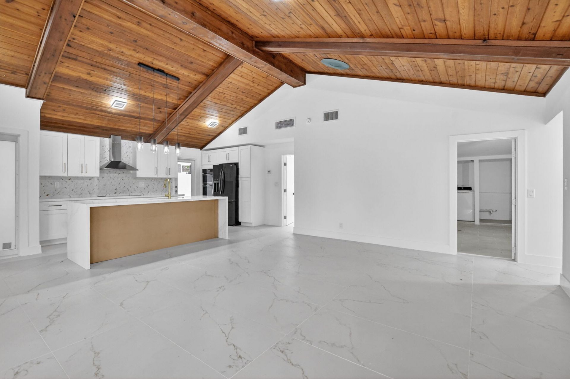 4701 NW 1st Place, Deerfield Beach, FL 33442 Photo