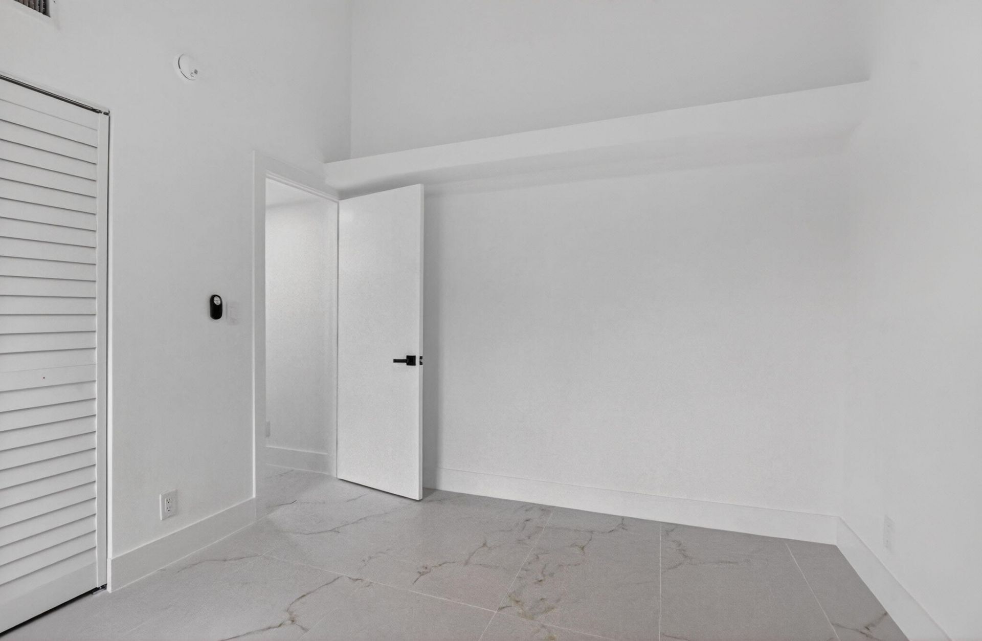 4701 NW 1st Place, Deerfield Beach, FL 33442 Photo