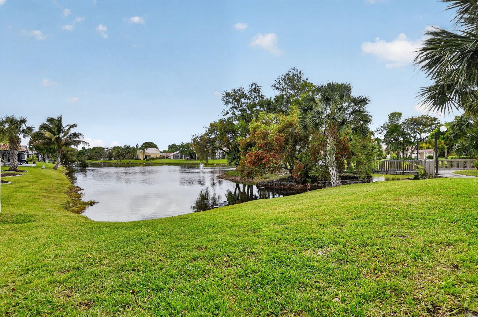 4701 NW 1st Place, Deerfield Beach, FL 33442 Photo