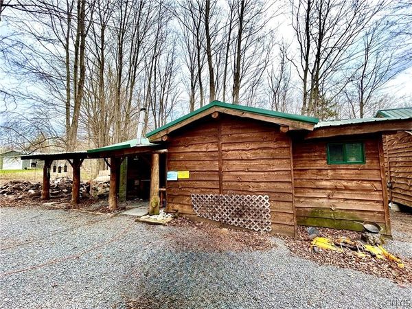 292 Towne Road , Pulaski, NY 13142