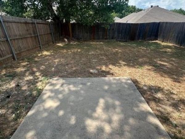 946 Sylvia , Weatherford, TX 76086