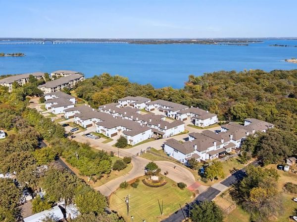 452 Waters Edge Drive , Unit 824, Hickory Creek, TX 75065